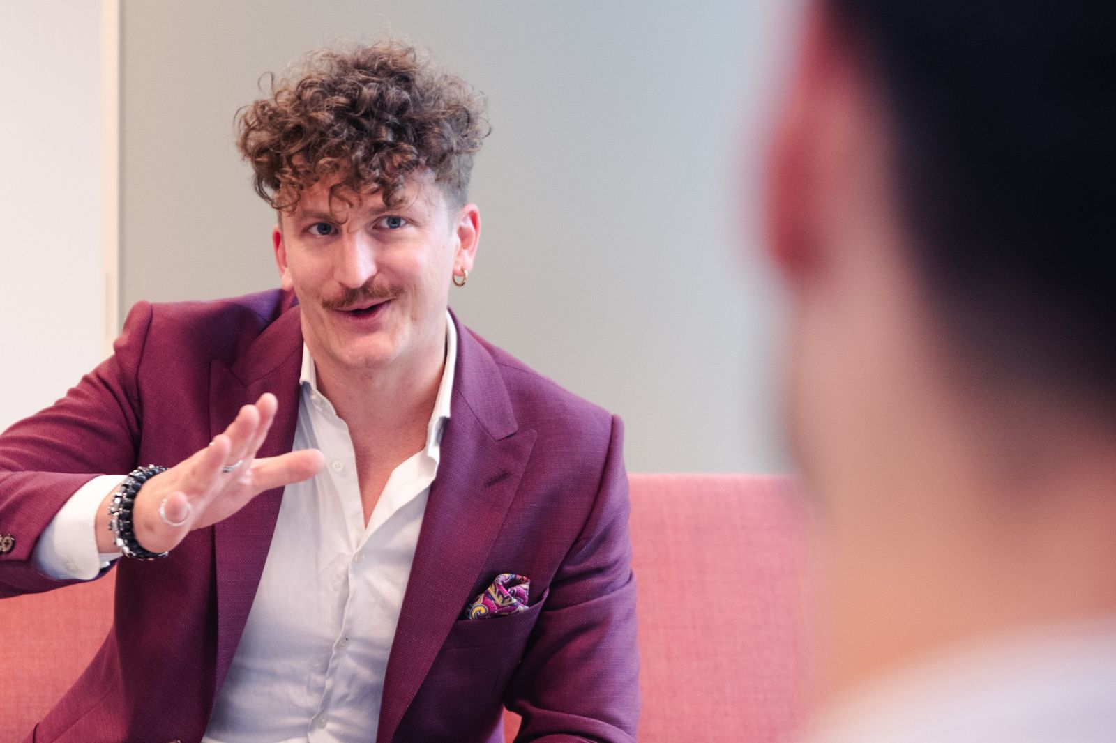 Jeremias Jurt im Gespräch beim CEO Sparring