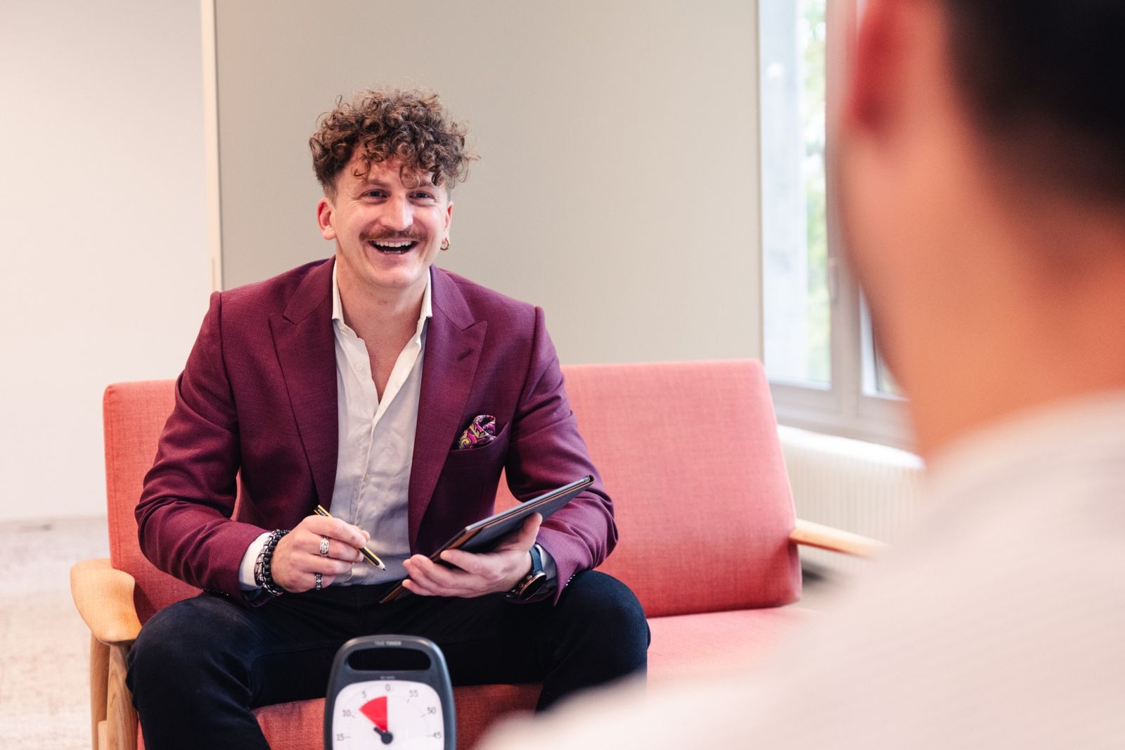 Jeremias Jurt lacht im Gespräch